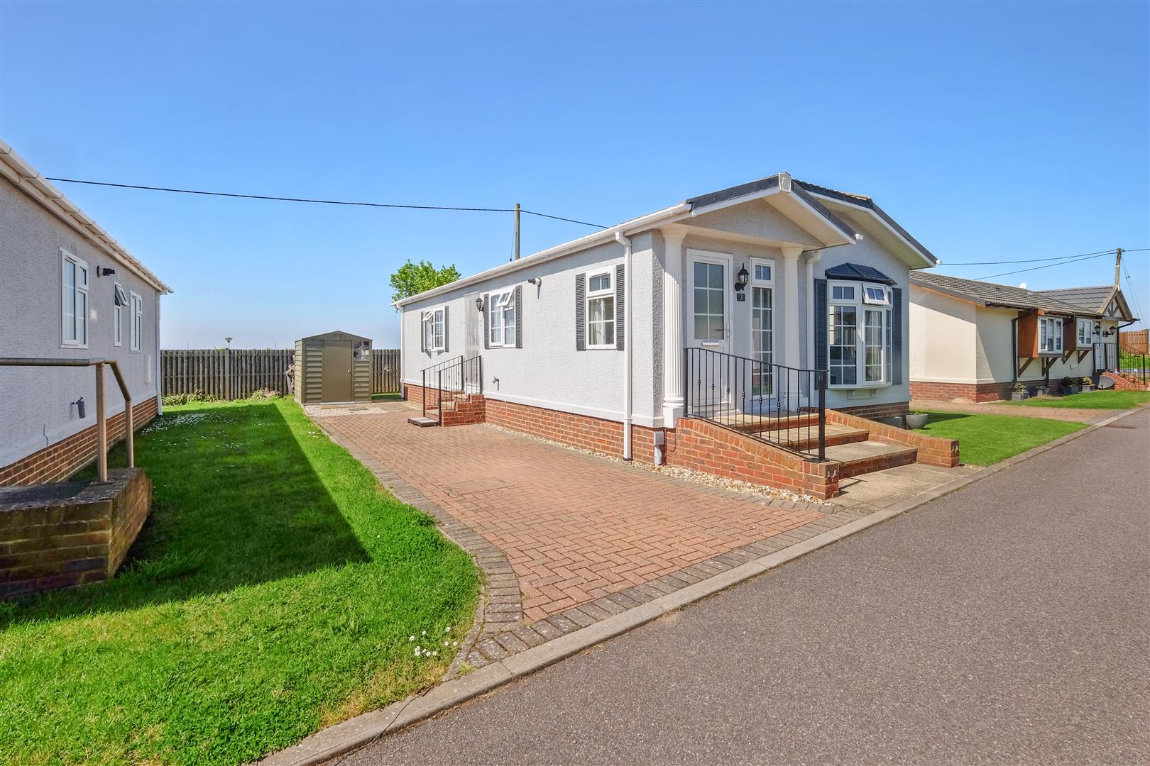 3 Bed, 1 Bath Property For Sale in Macdonald Parade, Seasalter, CT5 4SL